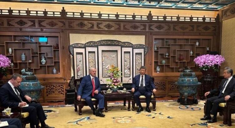 Moszkvából Pekingbe utazott Lukasenka