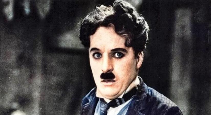 Charlie Chaplin lányunokája gyönyörű nő lett: friss fotókon a 39 éves Oona Chaplin