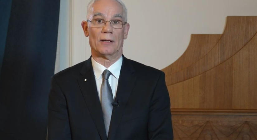 Balog Zoltán megy, ha hívják