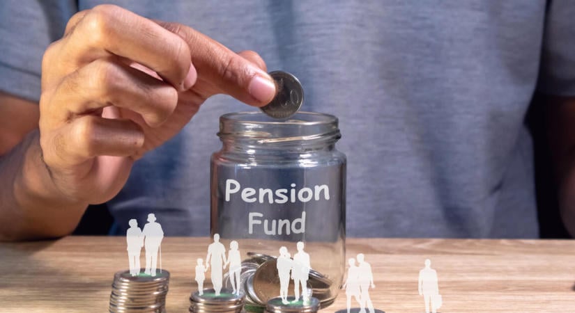 Havonta 83 ezer forintot kellene félretenni azoknak, akik megfelelő nyugdíjat szeretnének