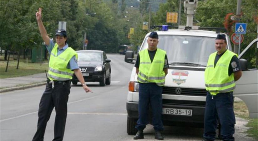Rendőrök lepik el az utakat, ezt ellenőrzik a következő napokban