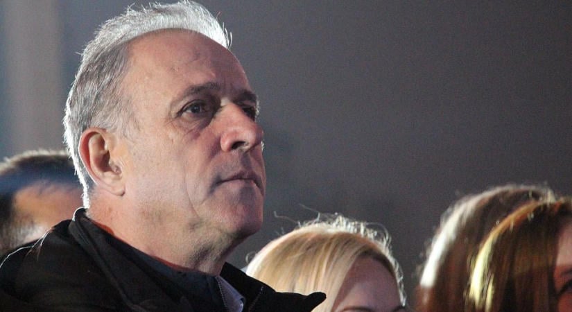 Ponoš: Támogatjuk az Egyetemista lista kisebbségi kormányát, de nem feltétel nélkül