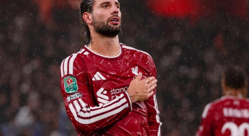 Szoboszlai Dominik ahogy visszatért a Liverpoolhoz, rögtön bezsebelte a hónap góljának járó díjat
