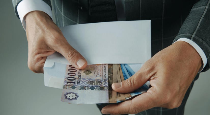 NKA-ügy: Hankó Balázsék 1079 ügyben térhettek el a törvény betűjétől