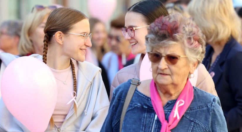 Házhoz viszik a mellrákszűrést, Somogyban is életeket menthetnek a különleges buszok