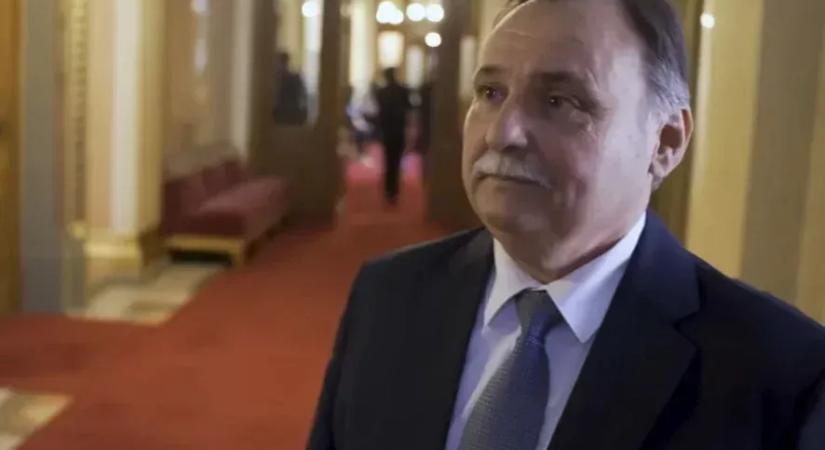 Biológiai szúnyoggyérítésre állítaná át az országot Gajdos László