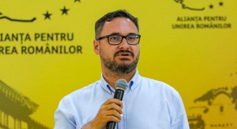 Tanasă a magyar nyelvet is gúnyolta a parlamentben