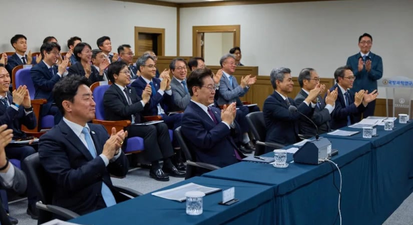 Dél-Korea tesztelte első saját gyártású hiperszonikus siklójárművét