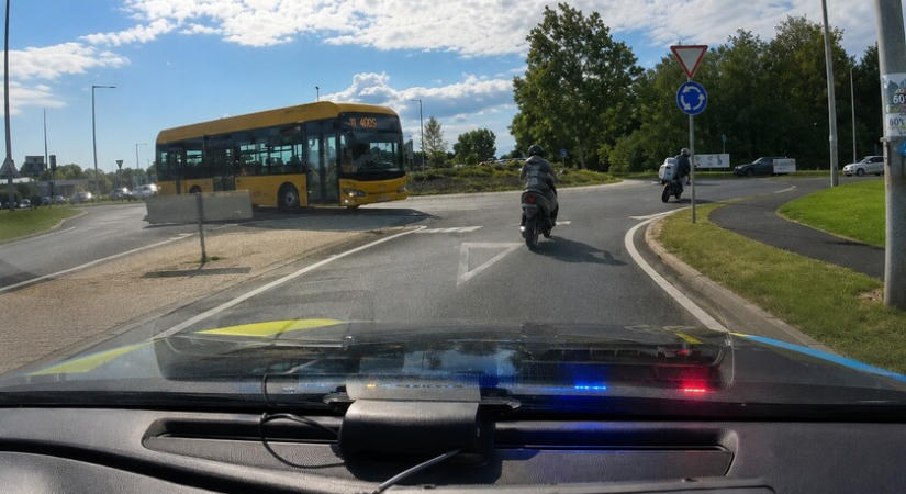 Már a szülőknek üzentek a zsaruk a motoros üldözések miatt - Nem áll jól a zalai motorosok szénája...