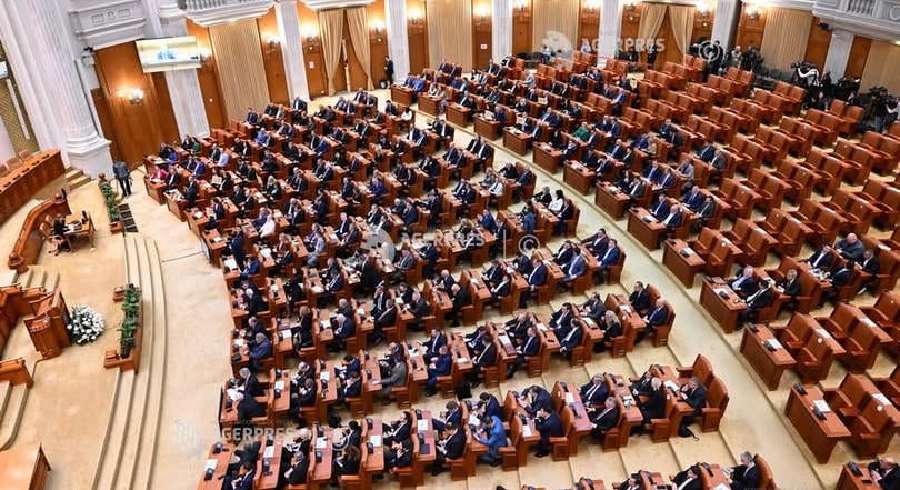 Liberális figyelmeztetés a PSD-nek: Ha kierőszakolja az előrehozott választásokat, a mandátumai felét elveszítheti