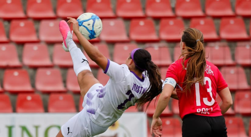 Simple Női Liga: káprázatos gólt ollózott az Újpest támadója – videó