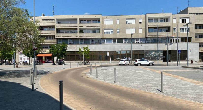 Netto 500 millió forintért cserélt gazdát a szombathelyi Bejczy utcai okmányiroda