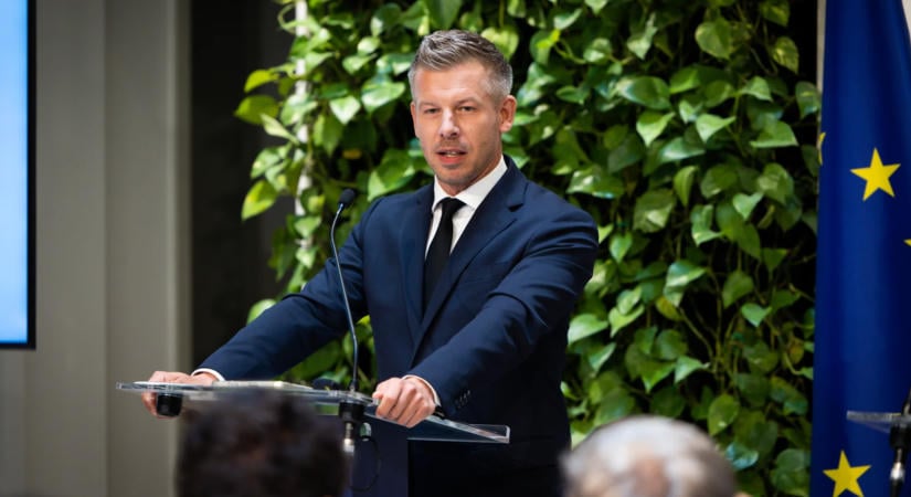 A kormány véget vet az autópálya-koncessziós közpénzszivattyúnak