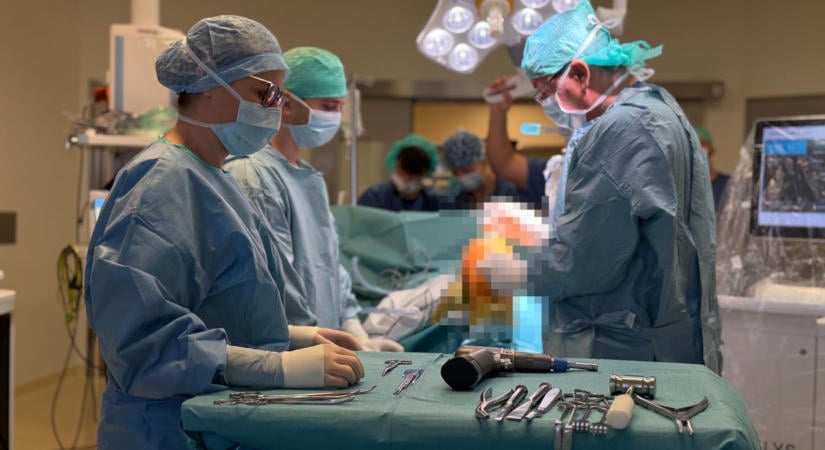 Ez még csak a kezdet: újabb műtéti robotok érkezhetnek az egri kórházba