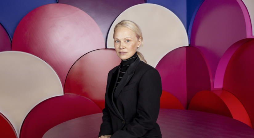 Pamela Anderson halálos diagnózisáról vallott