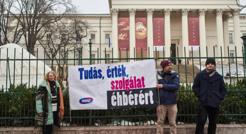A kormány lerombolja Demeter Szilárd fő művét, a Magyar Nemzeti Múzeum Közgyűjteményi Központot