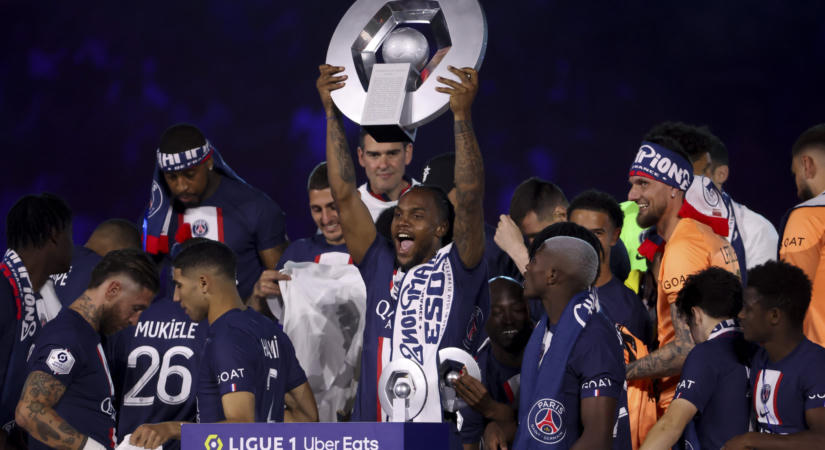 Az elfeledett PSG‑sztár felbontotta szerződését órákkal a határidő előtt