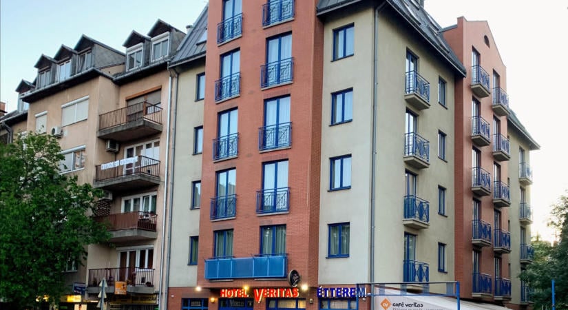 Nálunk a kutya nem plusz vendég, hanem a család része – interjú Bazsó Ildikóval, a Hotel Amadeus ügyvezető igazgatójával