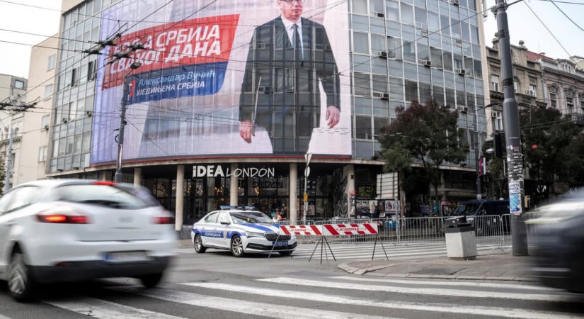 Évtizedek óta nem látott részvétel Szerbiában, az urnazárás után megszállta a rendőrség Belgrád központját