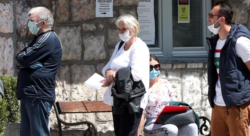 Szerbiában bezártak az ideiglenes járványkórházak
