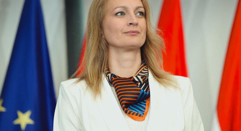 Ritka fotón Forsthoffer Ágnes fia: így búcsúzott tőle az első iskolai nap