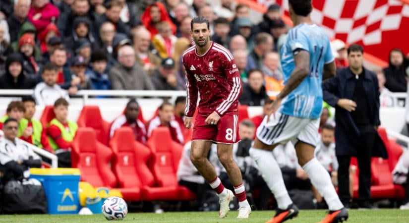 Történelmi pillanat: Szoboszlai Dominikot hivatalosan is a Liverpool 100 legnagyobb legendája közé választották