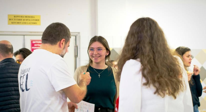 Tizenötödik alkalommal rendezik meg a Kárpát-medencei ifjúsági imaéjjelt