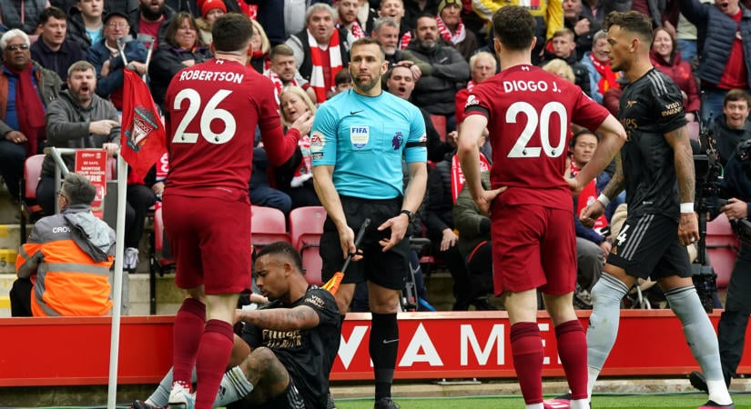 Vallomás: a Liverpool játékosai „nem törődtek a futballal” Diogo Jota halála után Robertson szerint