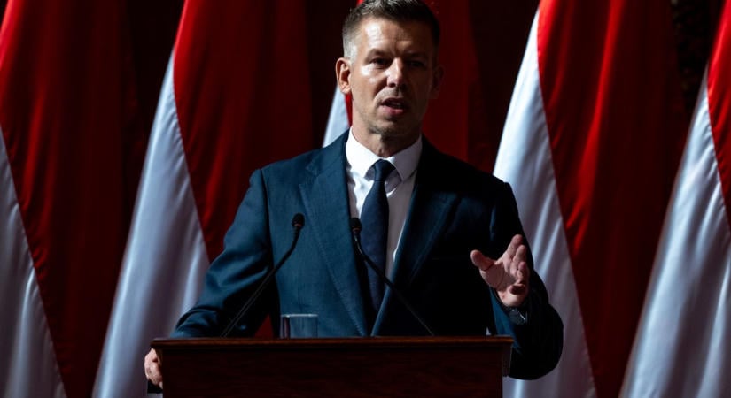 Magyar Péter bejelentette: jön a vagyonadó és a kibővített KATA