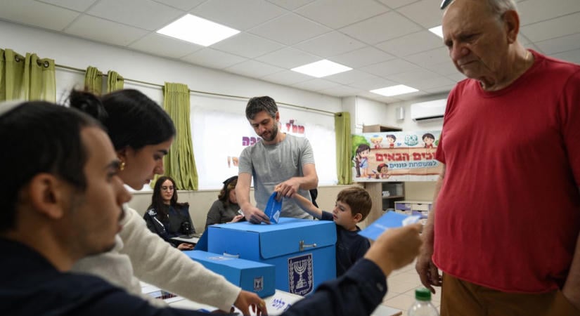 Negyvenöt éve nem szavaztak annyian az izraeli választások első óráiban, mint most
