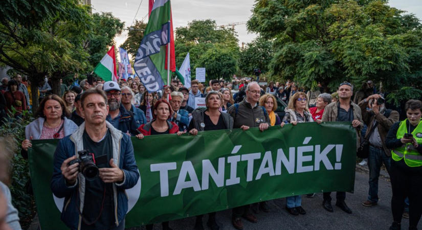 Újra taníthat két, korábban polgári engedetlenség miatt kirúgott tanár