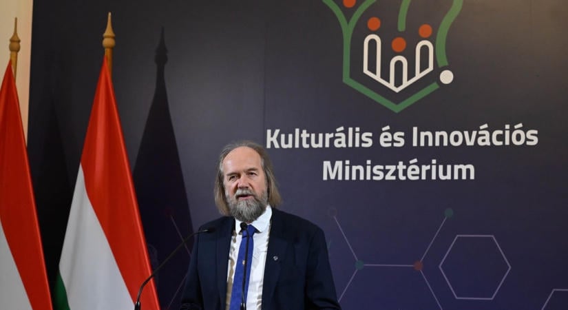 Lemondott a Nemzeti Pedagógus Kar elnöke, novemberben választhatnak utódot