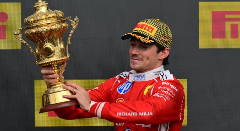 Dráma Silverstone-ban: Charles Leclerc ünnepelhetett