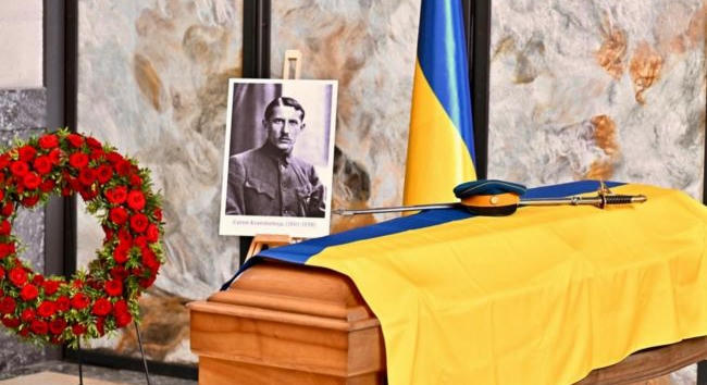 Elkezdődött az Ukrán Nacionalisták Szervezete alapító vezetője, Jevhen Konovalec ukrajnai újratemetésének a folyamata