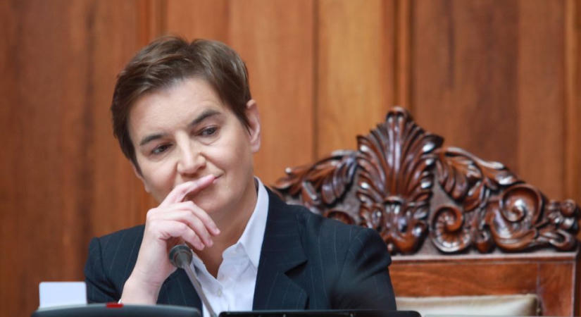 Ana Brnabić alkotmányt módosítana, hogy Vučić visszatérhessen
