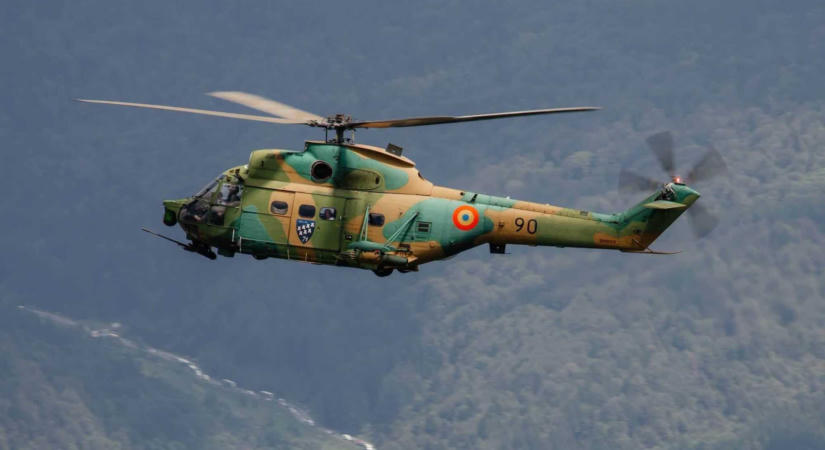 Ismét drónt érzékeltek a határ közelében, román katonai helikoptert is bevetettek