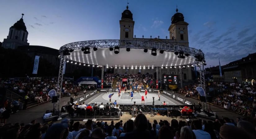 Magyar ezüstérem és bravúros negyeddöntő a debreceni 3x3-as kosárfesztiválon