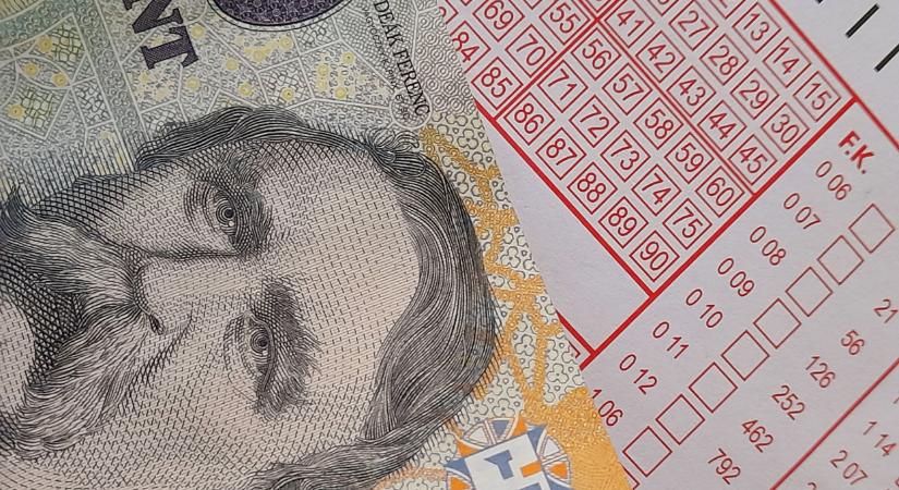 A Hatoslottó nyerőszámai a 42. héten, csütörtökön