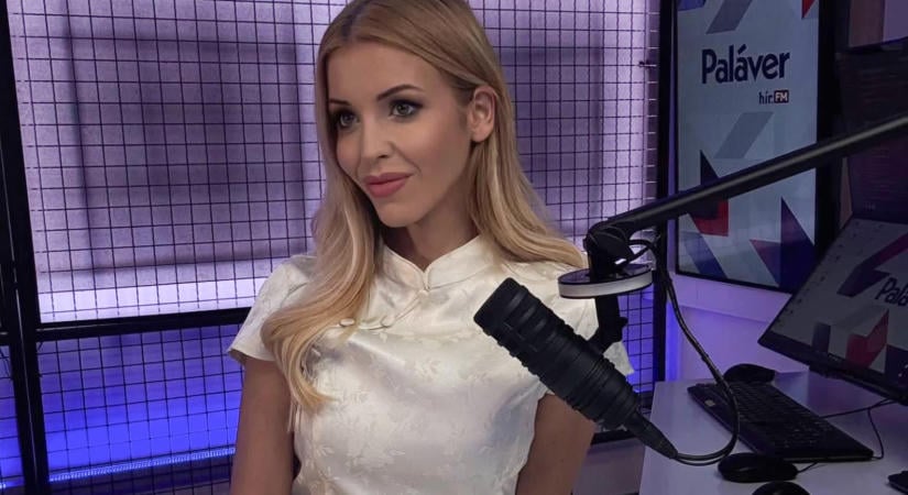 Mesterlövésszel akarta megöletni Magyar Pétert egy műsorba betelefonáló idős nő, kirúgták a Hír TV munkatársát, amiért szó nélkül végighallgatta