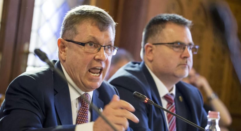 Matolcsy György két és fél órát beszélt a bíróságon, elhúzódik a döntés a letartóztatásáról