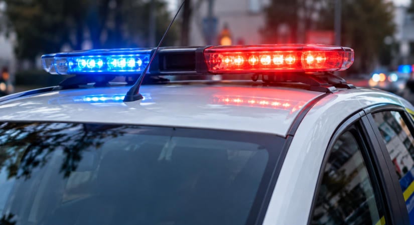 Brutális csoportos erőszak Arad megyében: öt férfi és egy anya a vádlottak padján