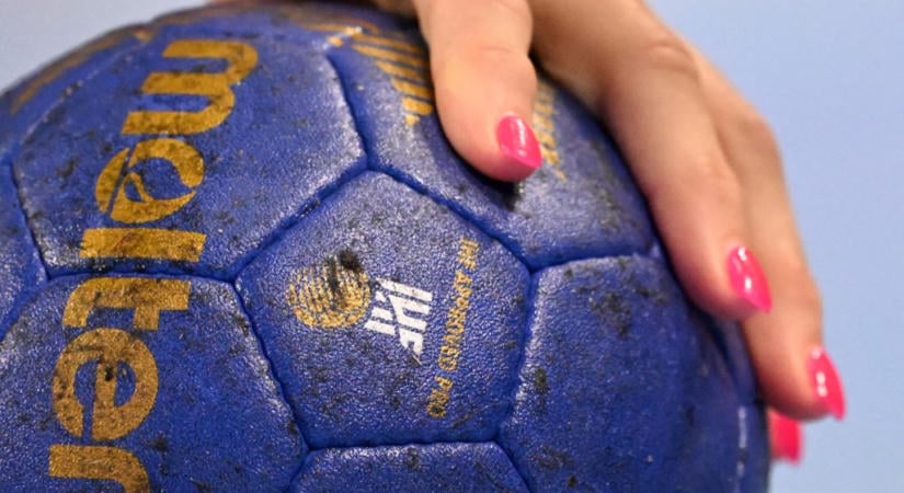 Vb-ezüstérmes lett a magyar női serdülő kéziválogatott