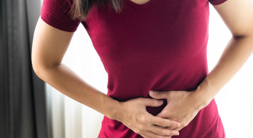 Nincs többé puffadás és gyomorgörcs: Rágj el egy maréknyi filléres fűszert ebéd után, csodát tesz!