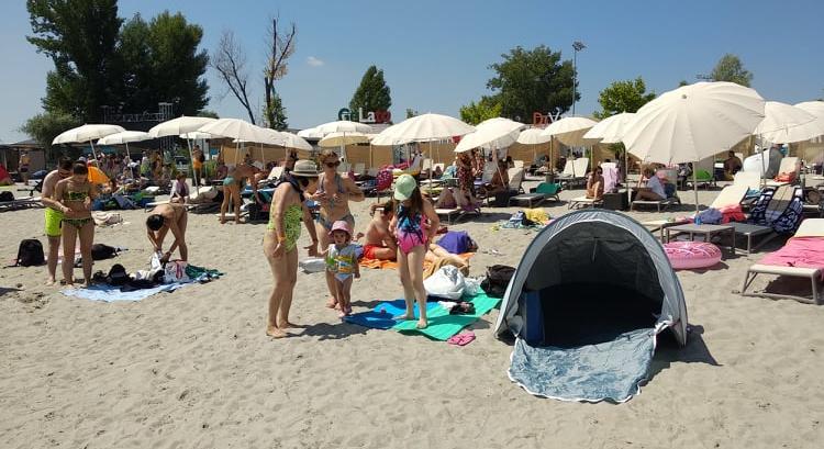 Gelencsér Timi forró bikinis fotója a Balaton Soundról