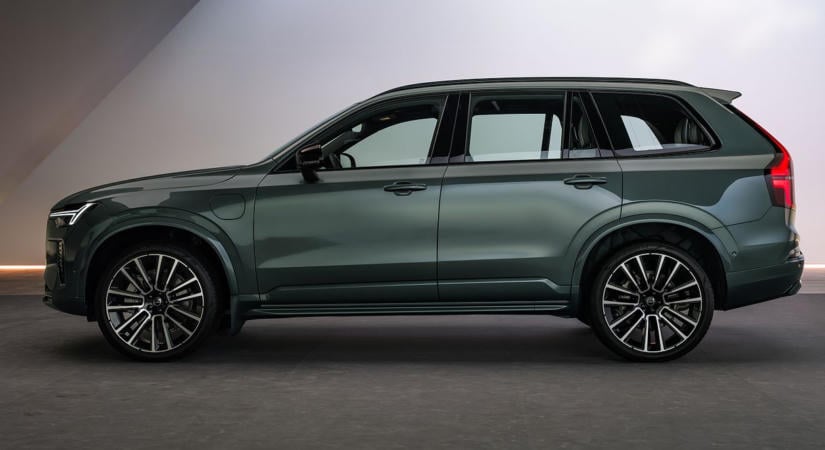 Magyarországon a hatalmas e-hatótávú legújabb plugin hibrid Volvo XC90