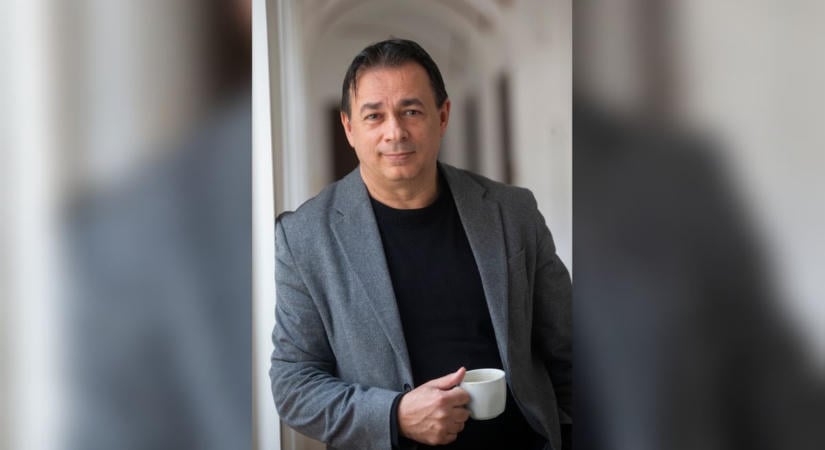 „A történelem megszerettetése a legfőbb cél” – Bán János a Hunyadiról, fikcióról és az írói felelősségről