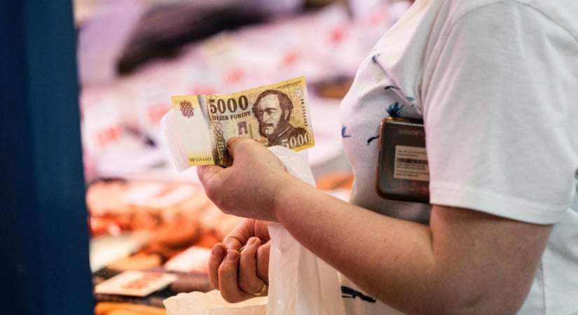 Kiszeretett Magyarországból a piac? Csak egy szavába kerül a kormánynak felmelegíteni a kapcsolatot