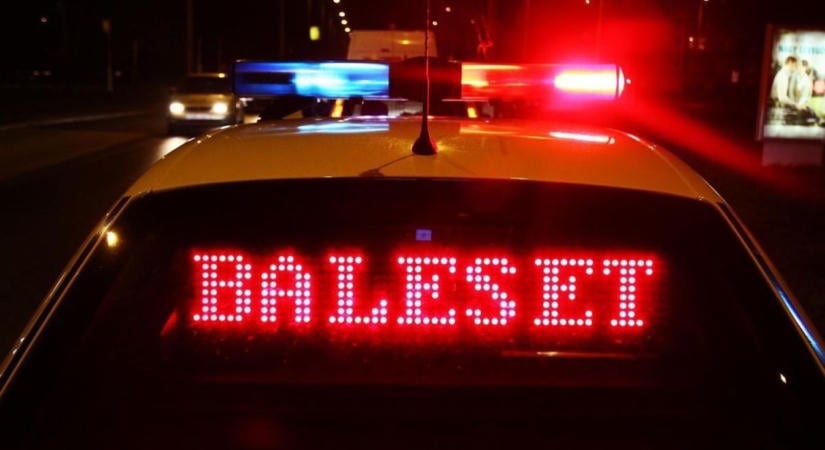 Baleset miatt lett gigantikus parkoló az M3-as! Két mikrobusz karambolozott, brutális dugó alakul