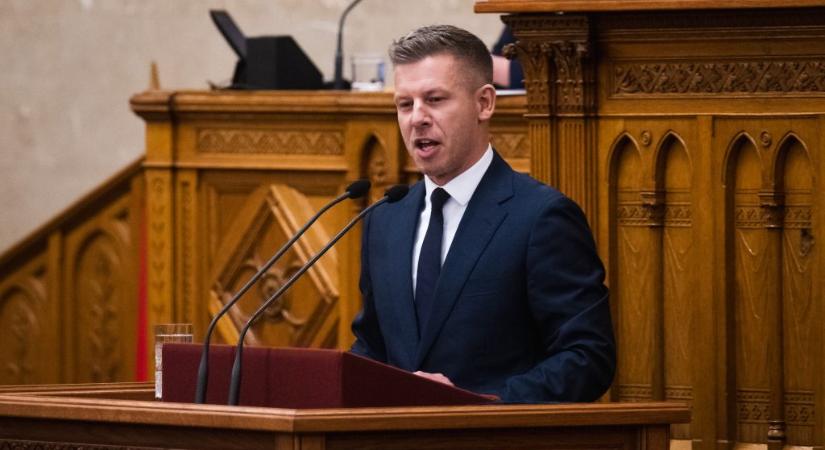Rétvári Bencének Hugh Grant jutott eszébe Magyar Péterről