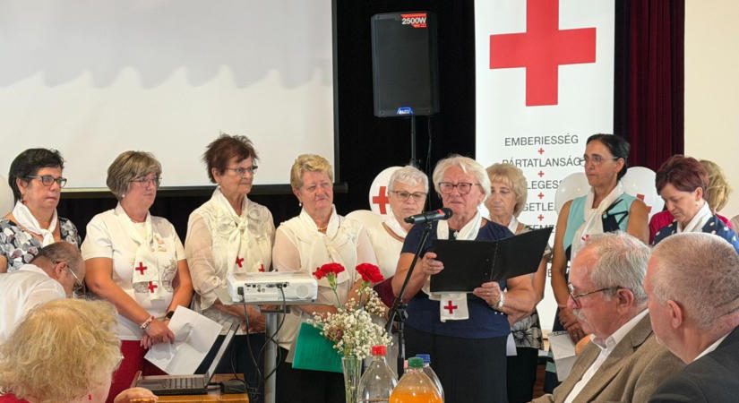 Nyolc évtized a közösség szolgálatában – Jubileumot ünnepelt a Vöröskereszt Dunakilitin